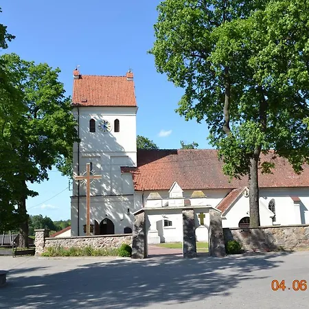 بيت للعطل Letniskowy Na Mazurach فودميني